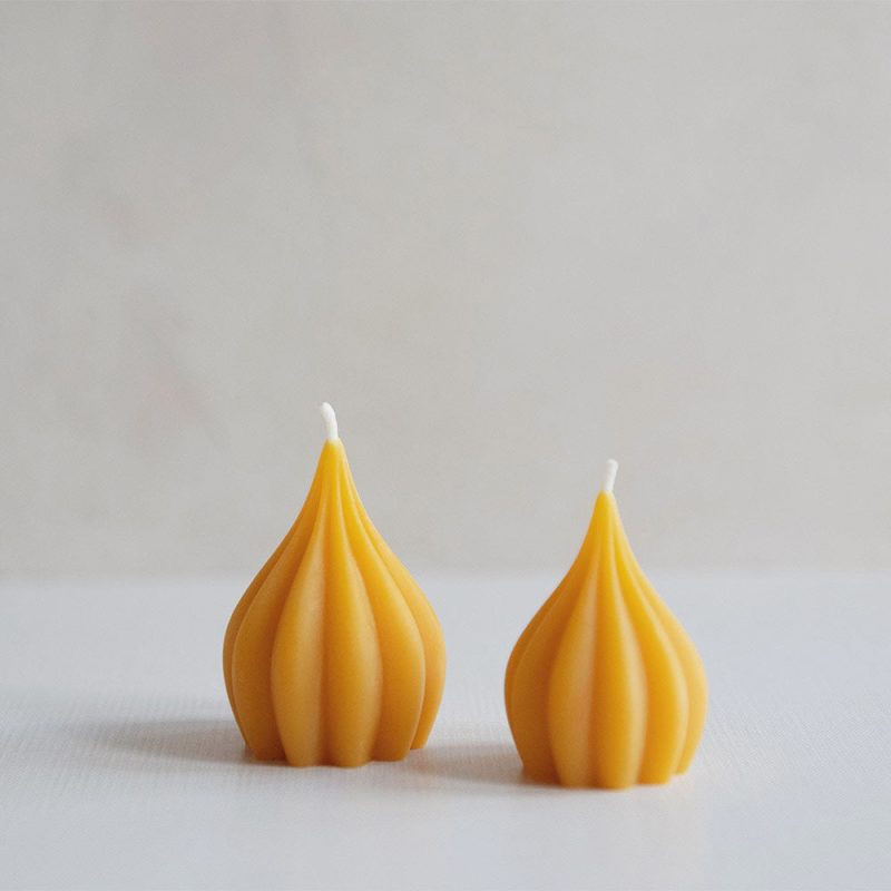 beeswax kiss candles