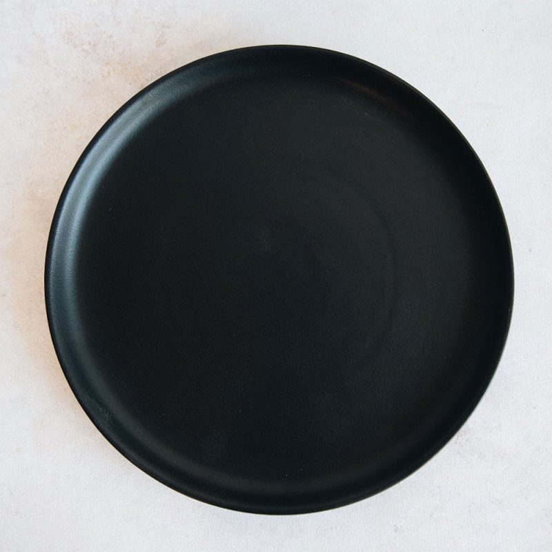 black ceramic plate6