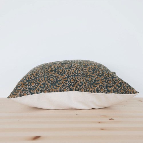 block printed pillow 00508 1