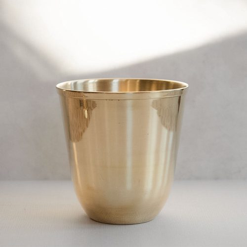 brass vessel vase1