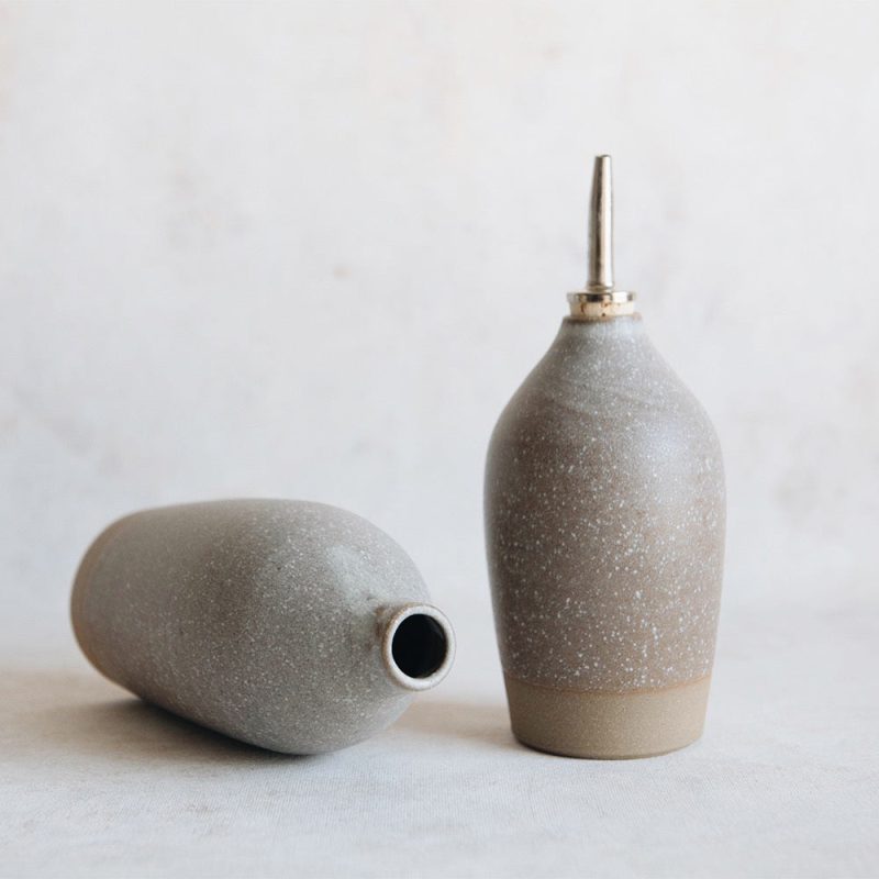 ceramic oil bottle dark1