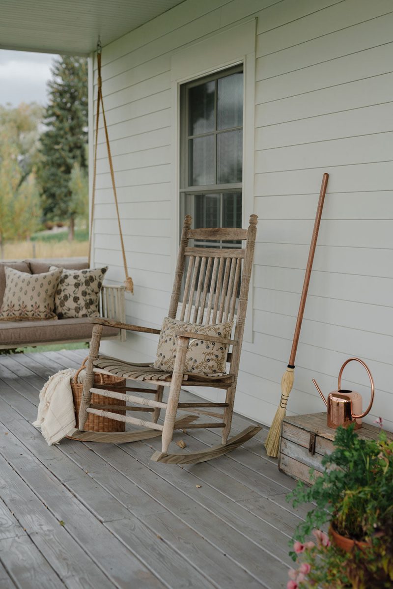 fall porch1 c5764491 420c 44ea 9aa5 c226df409142