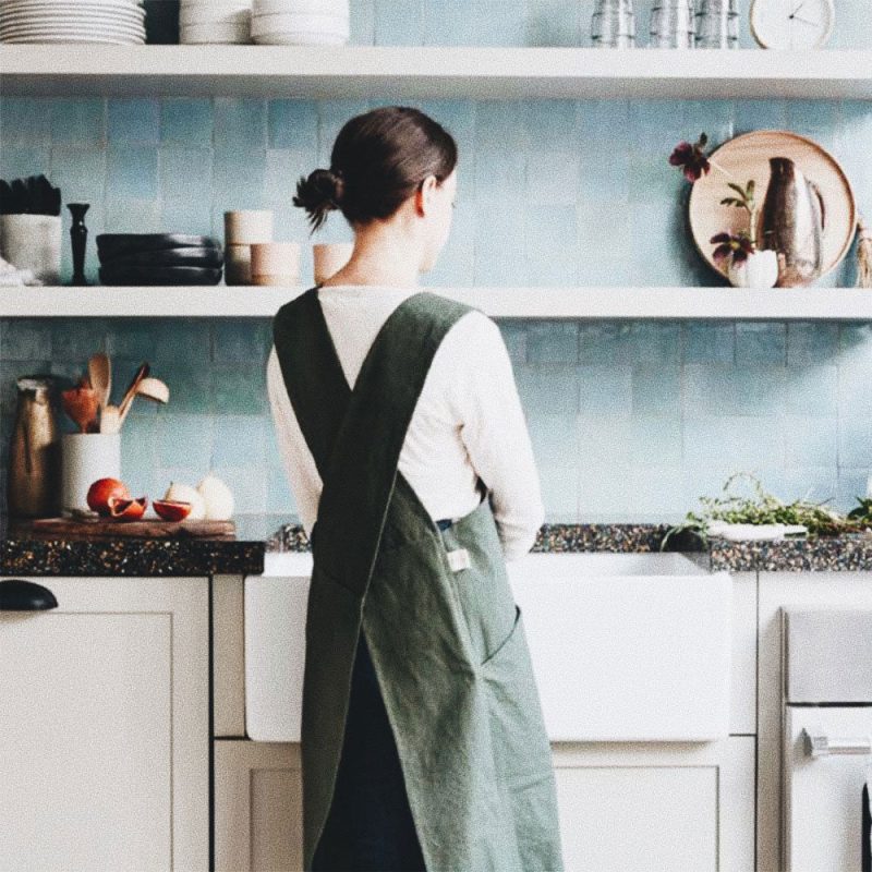 green canvas apron