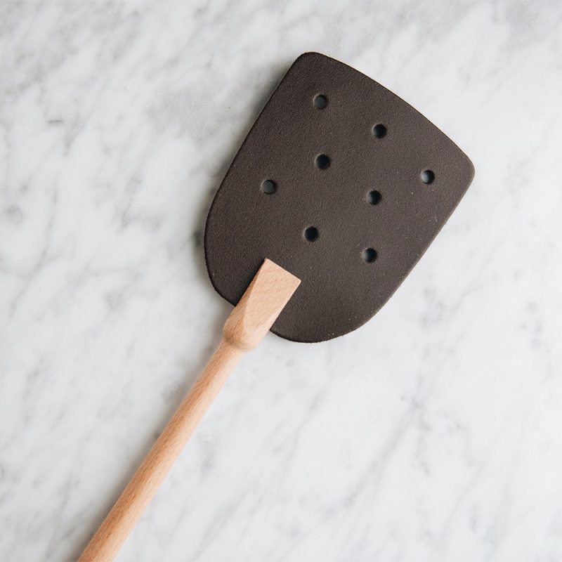 leather fly swatter2