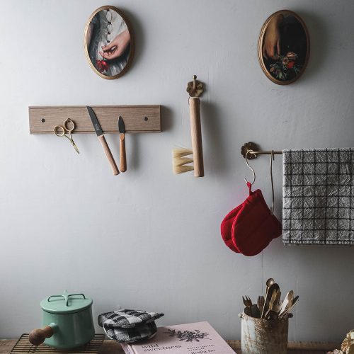 magnetic knife rack1