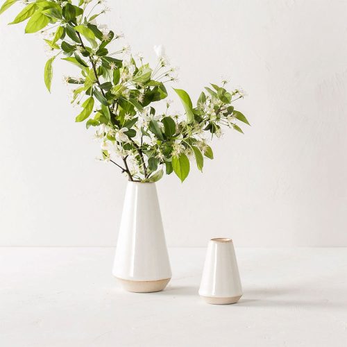 minimal classic stoneware bud vase1