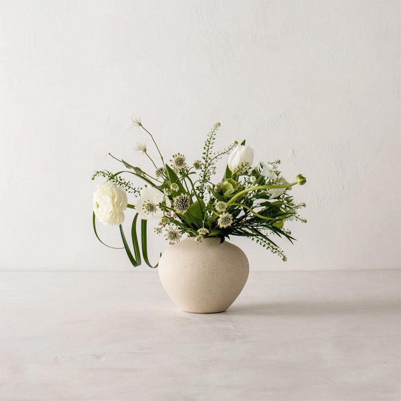 minimla vase