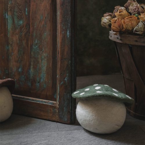 mushroom doorstops2