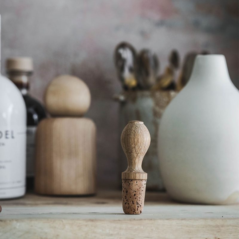 oak bottle stopper4