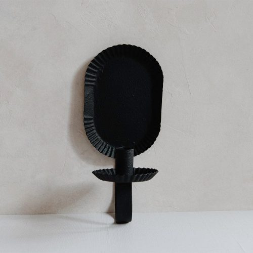 petite scalloped canlde sconce3