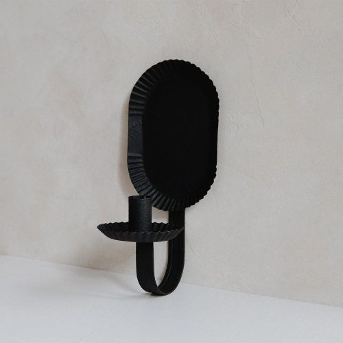 petite scalloped canlde sconce4