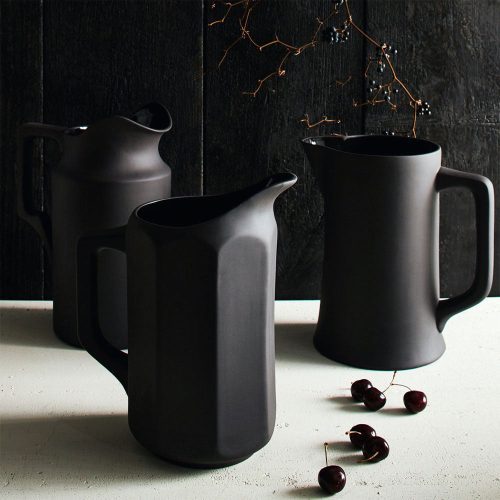 pitcher black