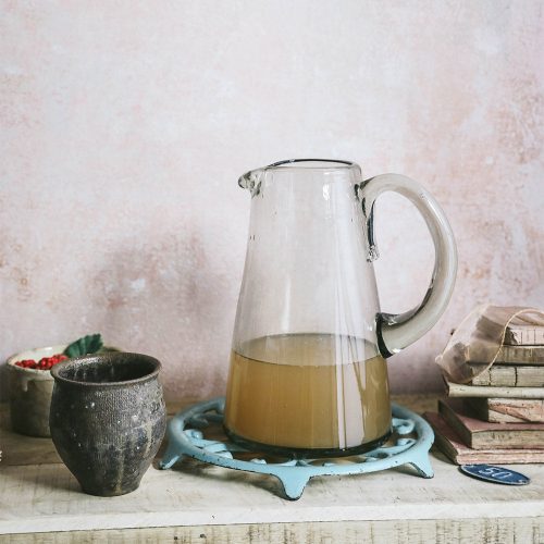 recycled glass pitcher with handle4