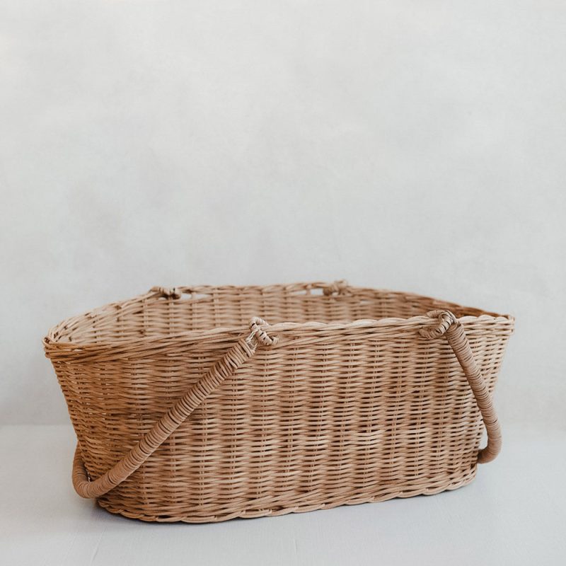 rose rattan basket2 c093d95f 4a29 48a5 b08f d3bed1af8036