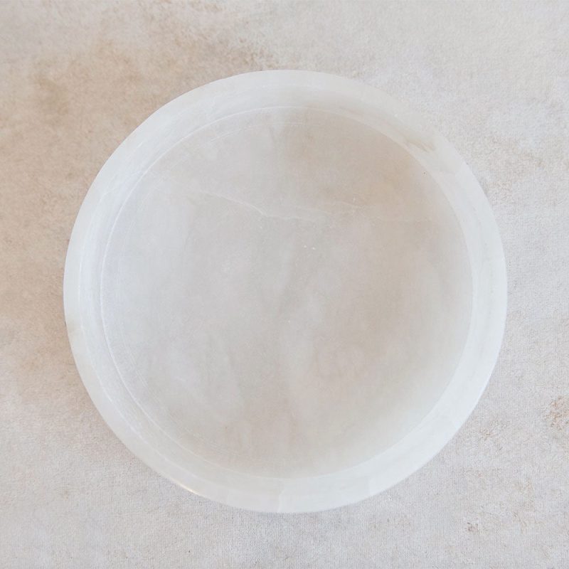 round alabaster tray1 c9748c80 68b6 4895 93ba 104ae1635564