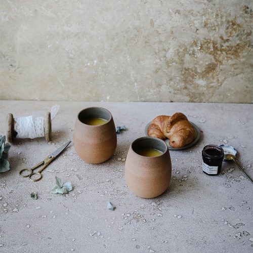 round terracota cups