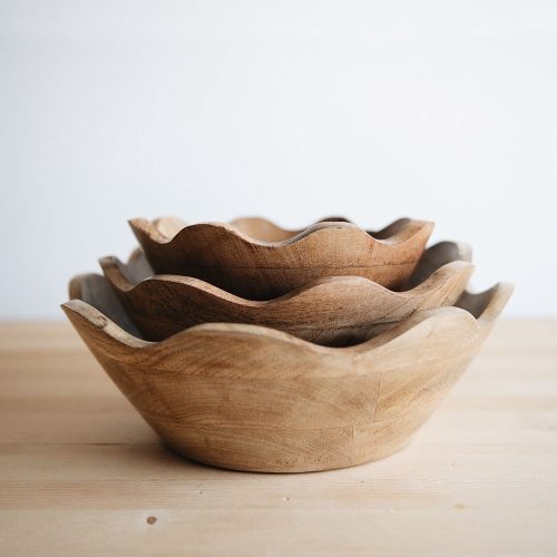 scalloped wooden bowls2