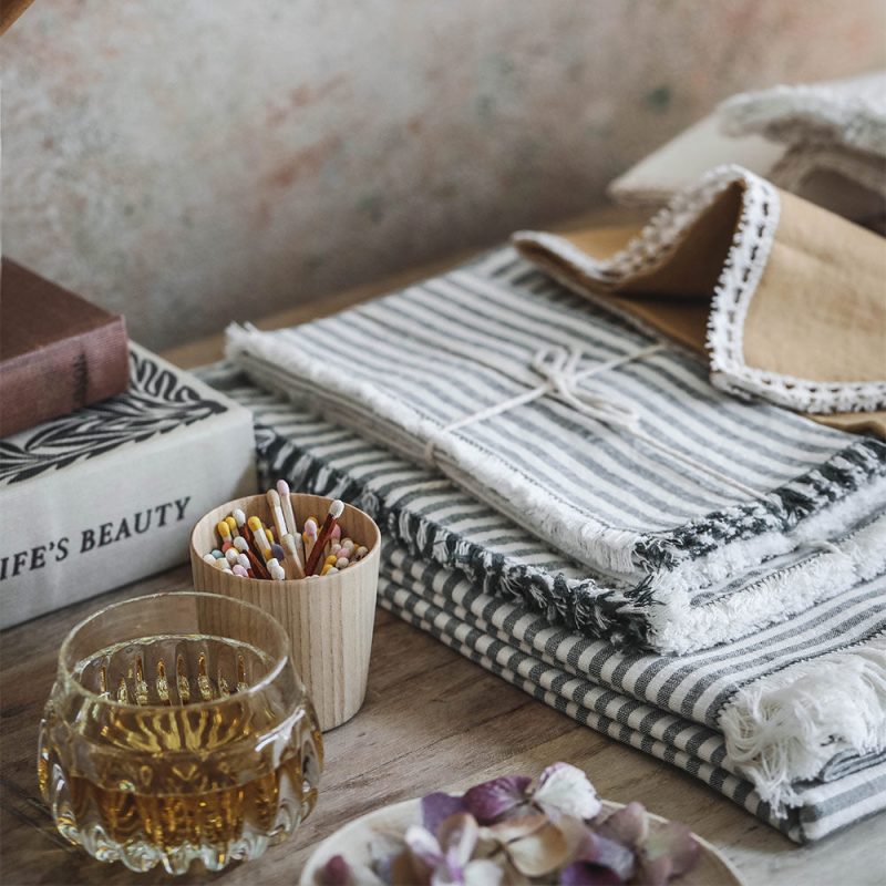 striped placemats