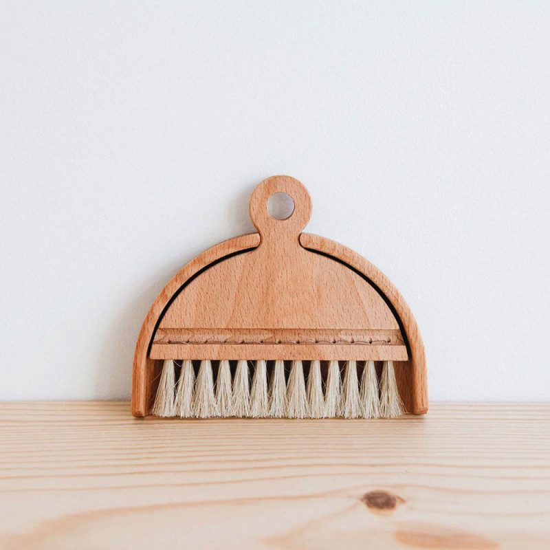 table brush 011fde57 796a 4ed7 a505 0e0aafc8c1f2