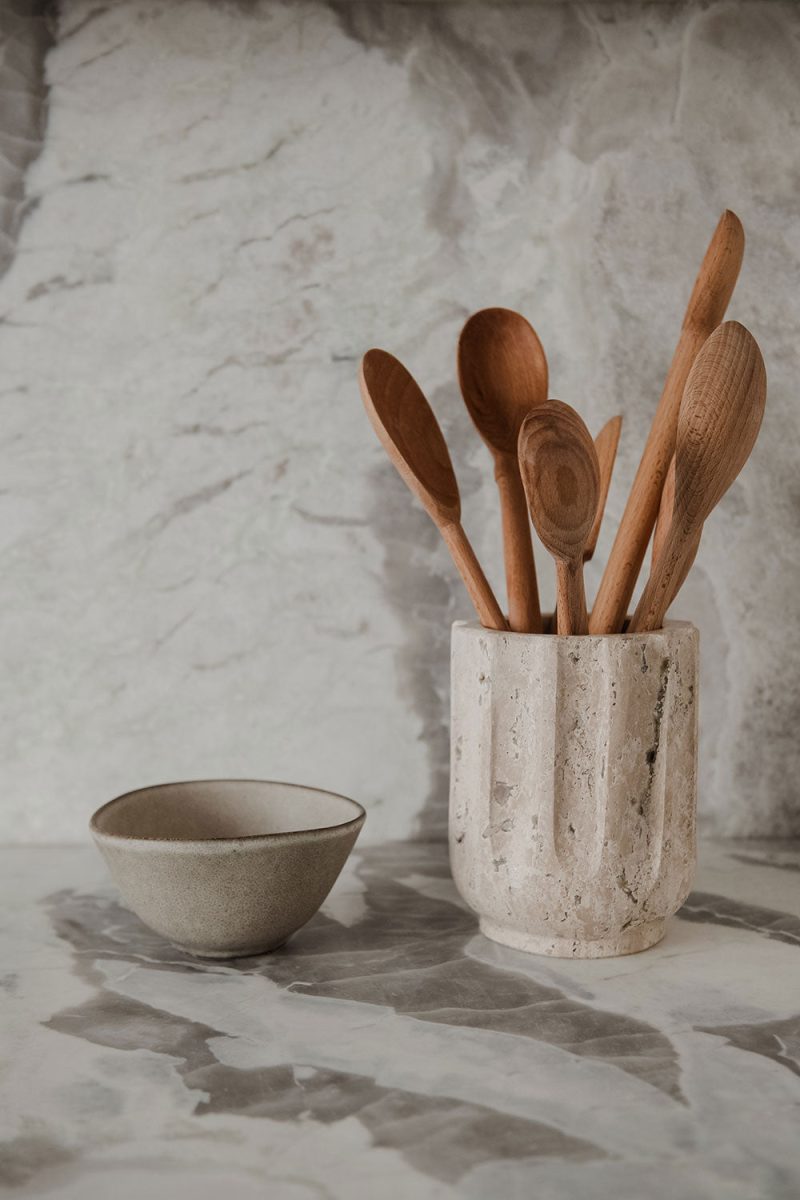 travertine utensil holder2