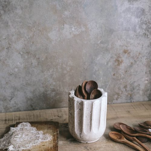 travertine utensil holder7