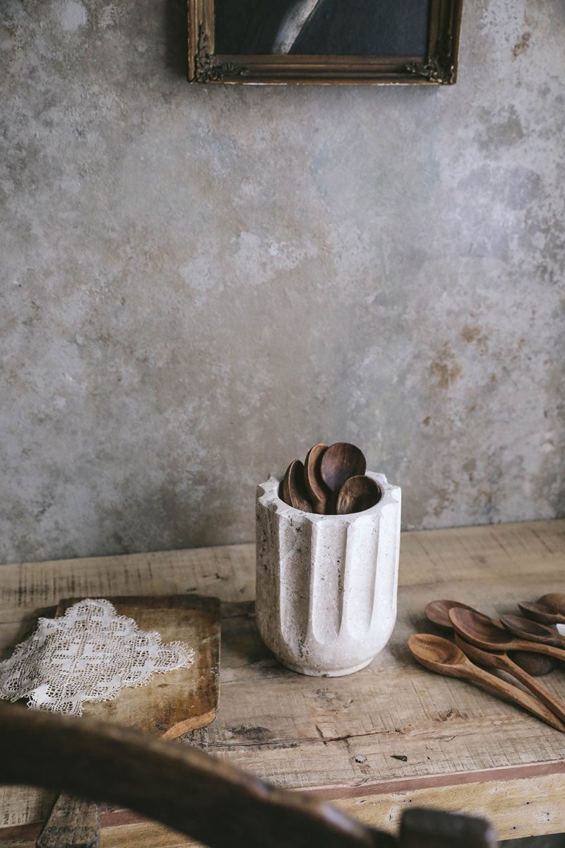 travertine utensil holder7