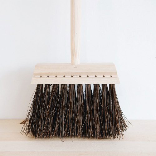 wood floor broom short1