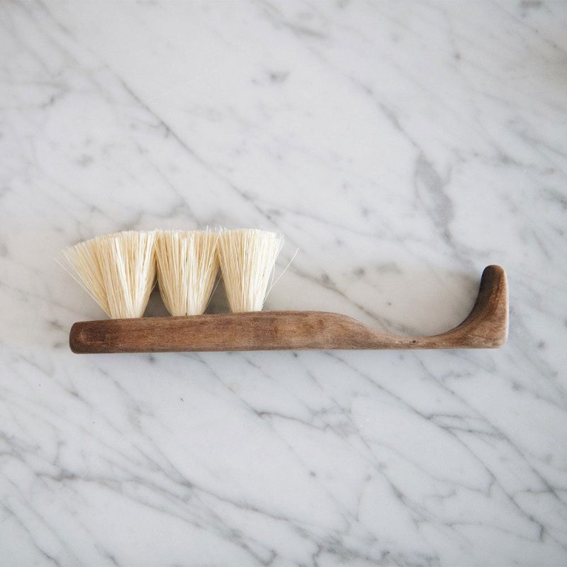 wooden counter brush MT0933