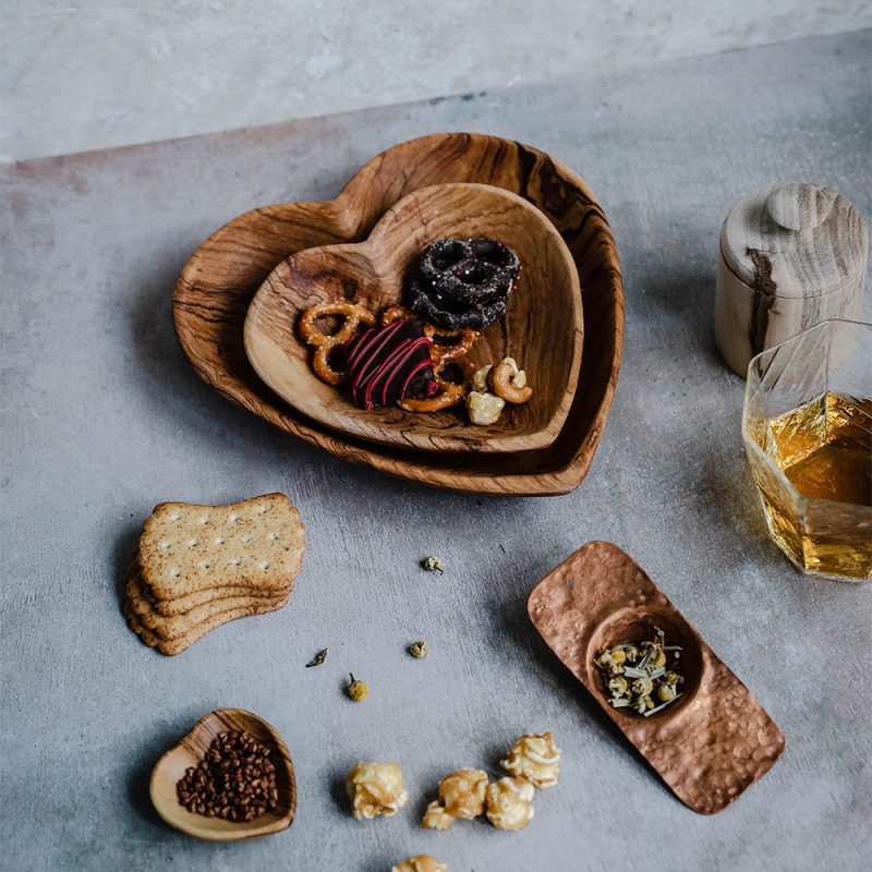 wooden heart plates