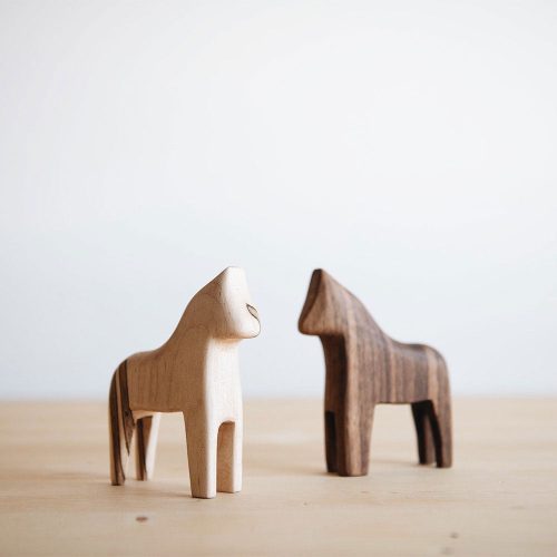 wooden horse2