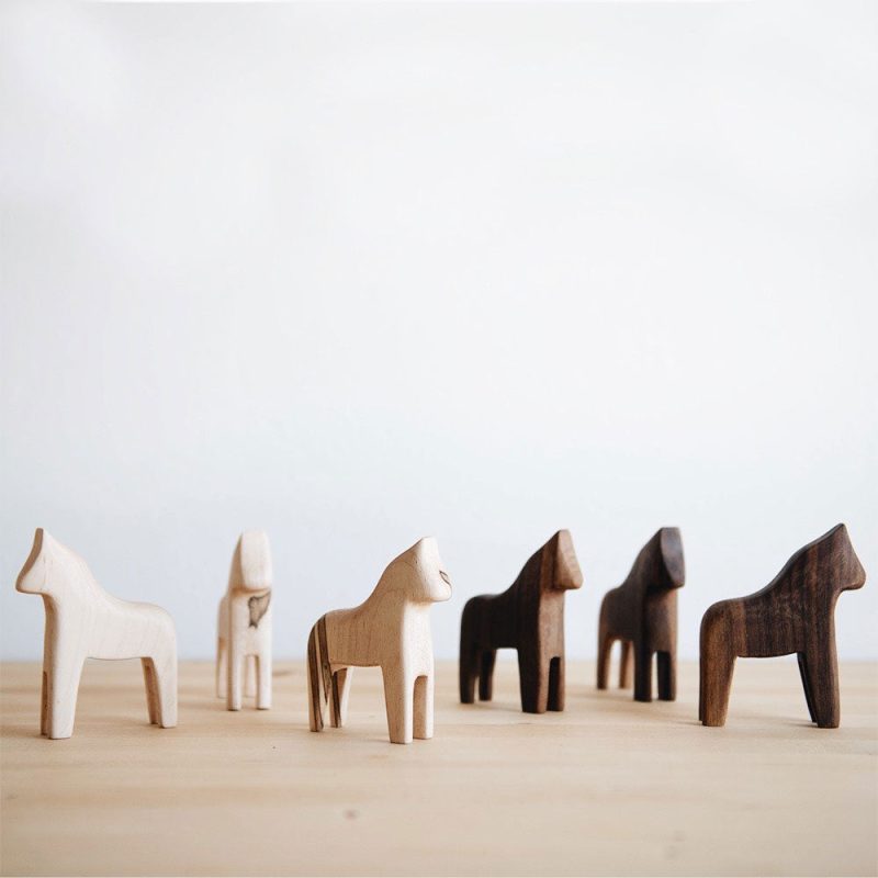 wooden horse3