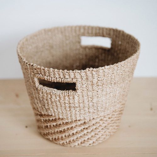 woven basket with handles1